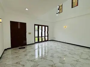 Modern Brand New solid super luxury 2 Story House-piliyandala