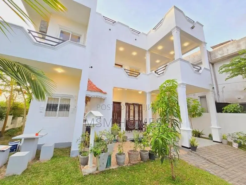 All Complete New Box Modern House For Sale in Negombo