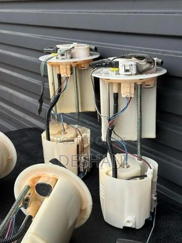 Toyota aqua fuel pump complete