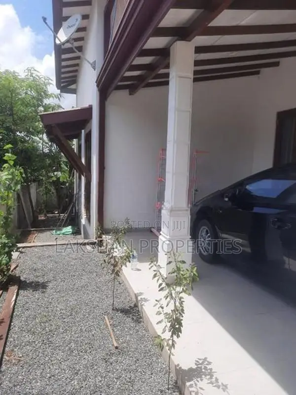 House For Sale In Horana