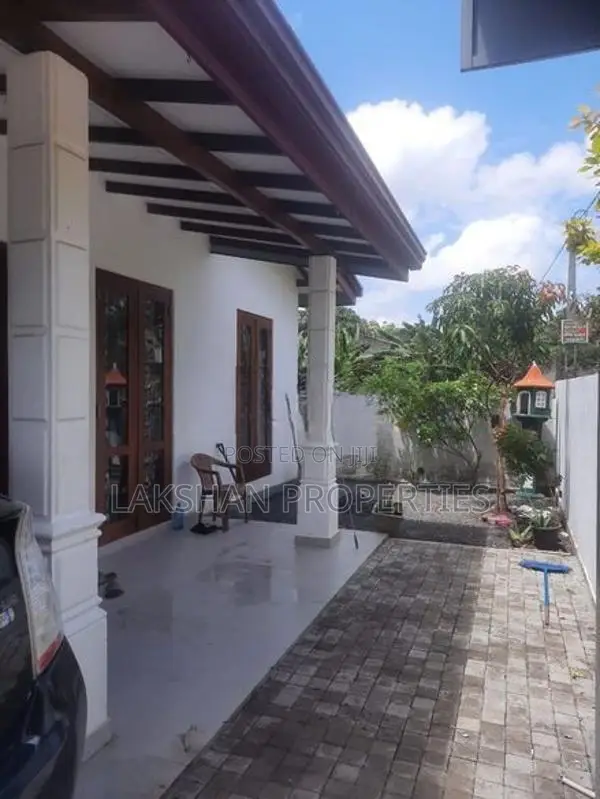 House For Sale In Horana