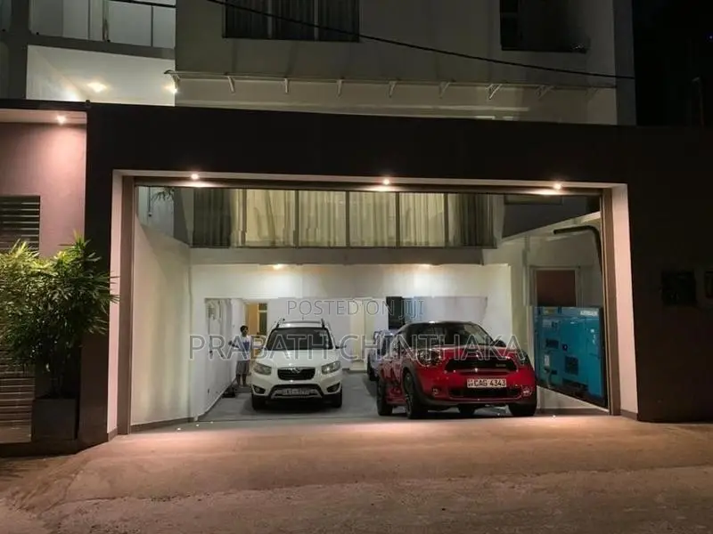 Luxury House for Rent in Rajagiriya