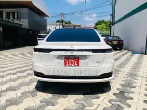 Toyota Crown Z Black Package 2024