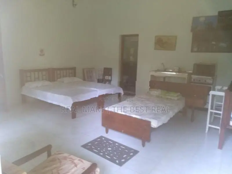 Panadura : 4 Bedrooms (230P) River front Luxury hotel for Sale