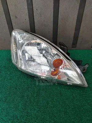 Mitsubishi Lancer CS1 Headlight