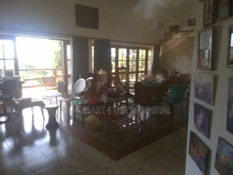 Panadura : 4 Bedrooms (230P) River front Luxury hotel for Sale