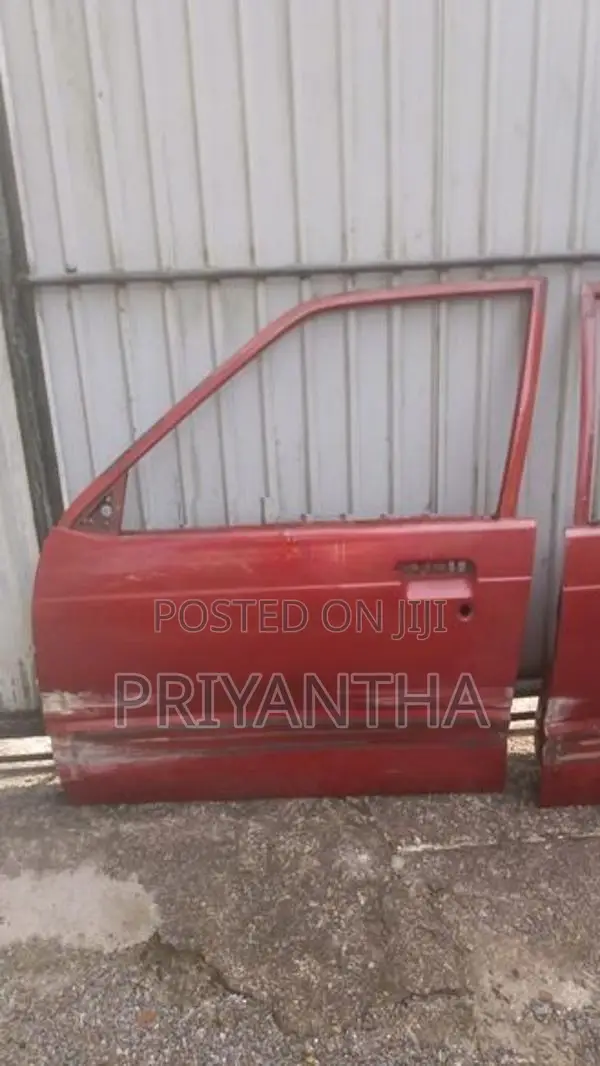Maruti front left door panel