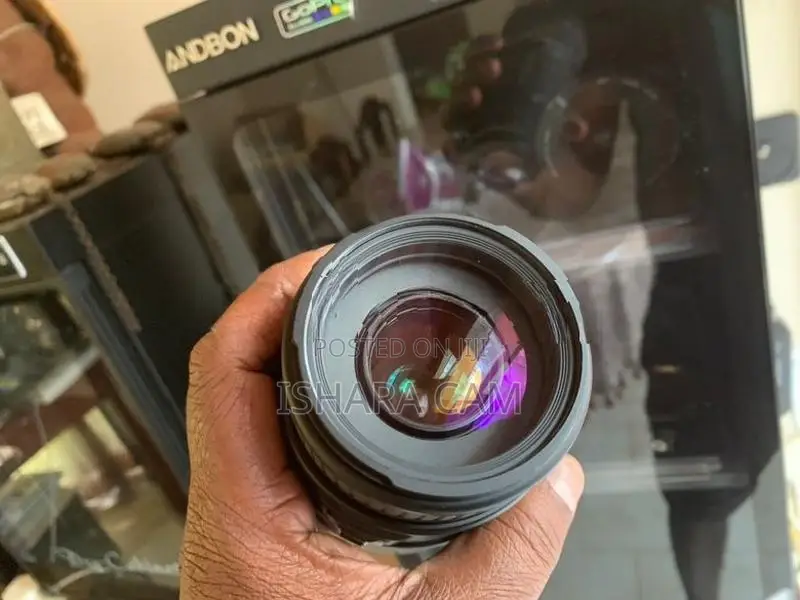 Nikon Sigma 75-300 AF Macro DSLR Lens