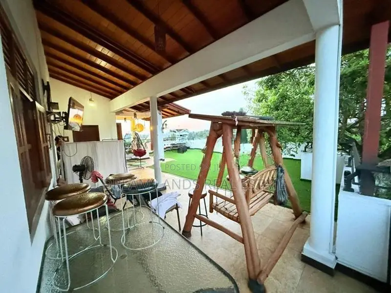 6BED HOUSE FOR SALE IN MAHARAGAMA WITH FURNITURE (SP527)