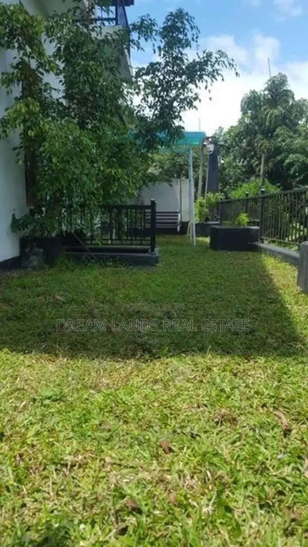 VILLA FOR SALE IN KANDY WITH FURNITURES (SP615)