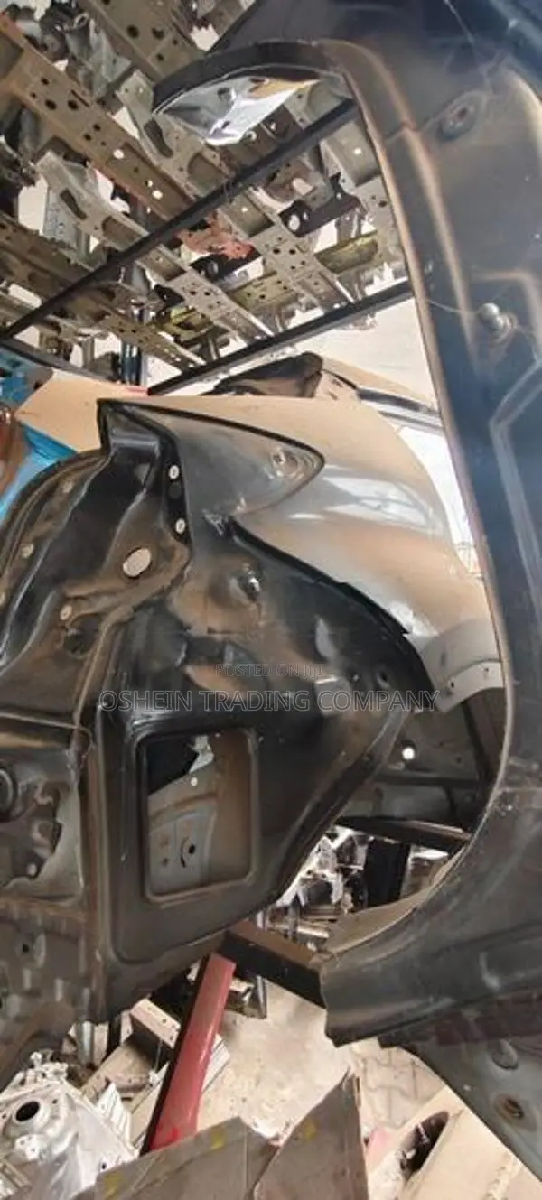 CHR SIDE PANEL CUT FRONT AND REAR