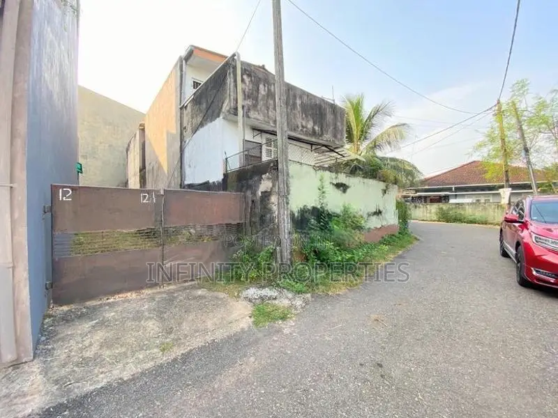 8.6 P Bare Land Sale at 1st Lane Pagoda Road Nugegoda