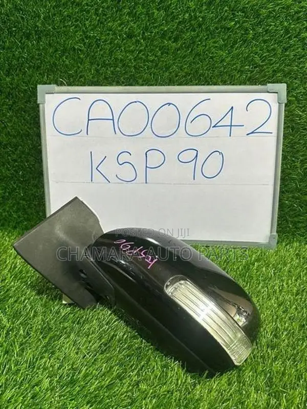 Toyota Vitz (KSP-90) Side Mirror