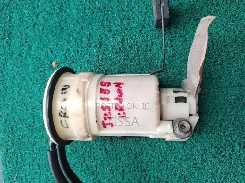 Toyota Crown JZS135 Fuel Pump