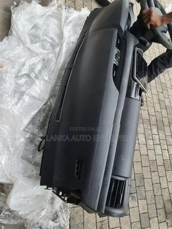Toyota Hilux Revo Complete Dashboard