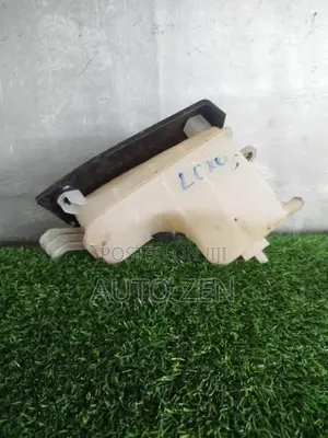 Lexus HS250 Hybrid Overflow Tank