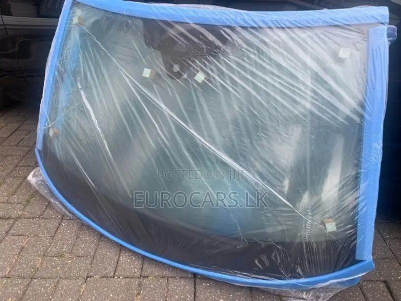 Audi Q3 Genuine Windscreen