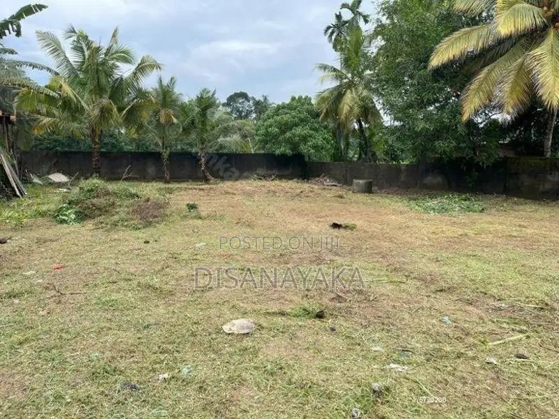 Land for Sale Athurugiriya Ds268