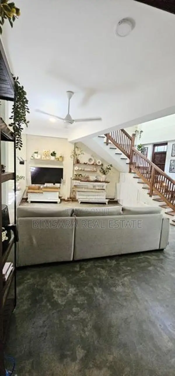 Three-Storey House for Sale in Thalawathugoda | SH 14326