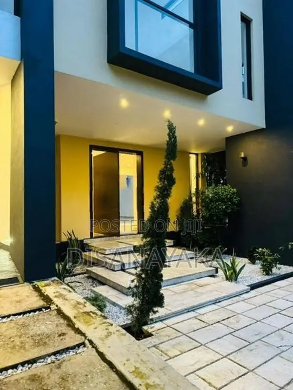 Super Luxury House for Sale Pelawatta Ds165