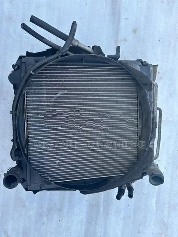 Isuzu Canter Radiator Complete 4HF1