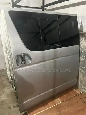 Toyota KDH Sliding doors