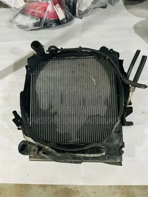 Isuzu Canter Radiator Complete 4HF1