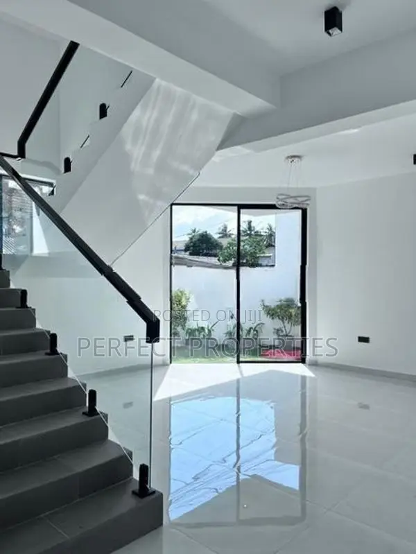 Brand New Box Type House for Sale – Mahabage