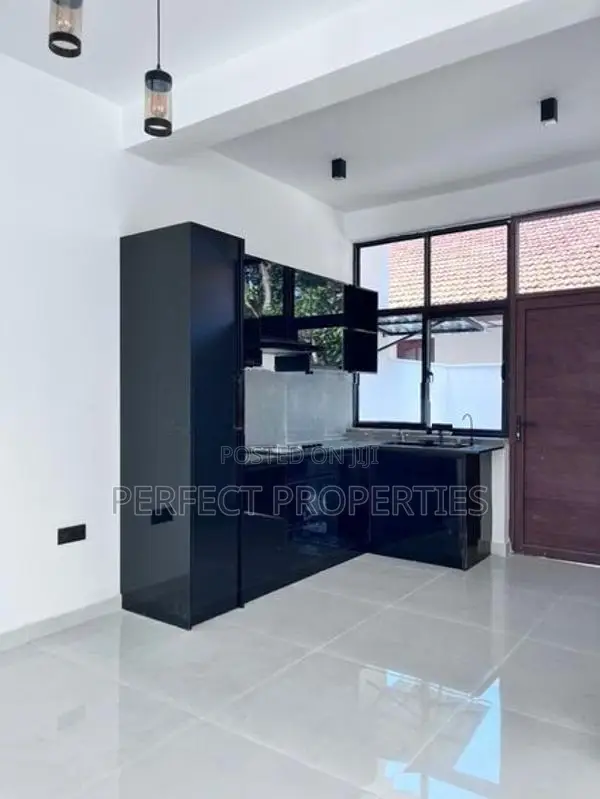 Brand New Box Type House for Sale – Mahabage