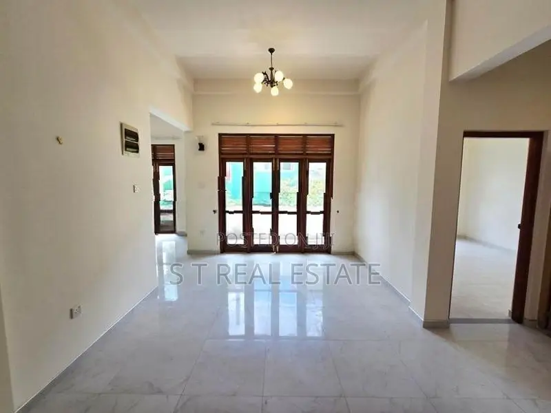 3 Story Apartment with 25P Land For Sale in Malabe