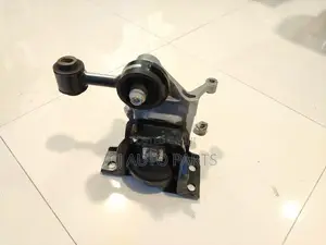 Nissan Tiida Engine Mounts