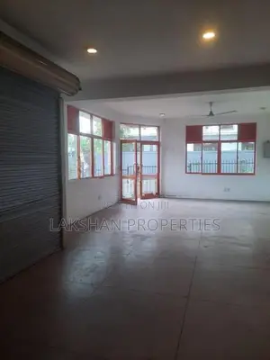 4 story Building For Sale In Piliyandala