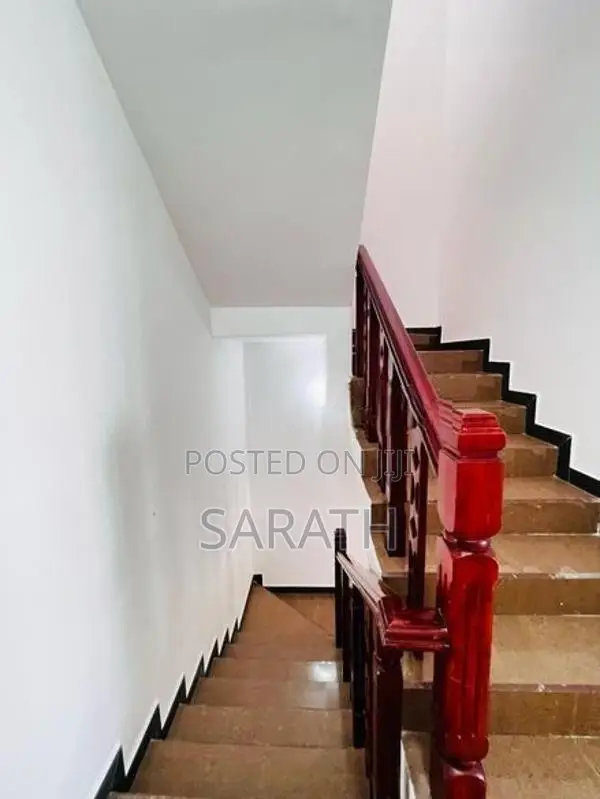 Luxury Brand New House Sale Talawatugoda