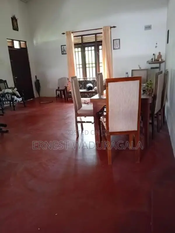 House for Sale in Kahathuduwa-Hs-375