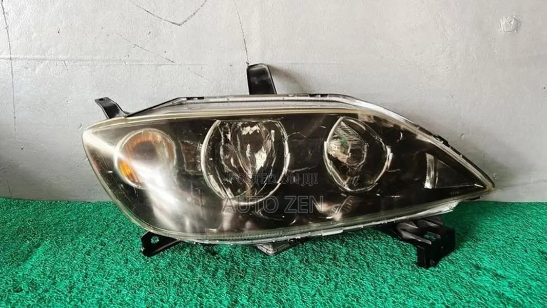 Mazda Demio DY3W Head Light