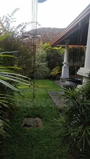 two story house for sale in nugegoda Ds2060