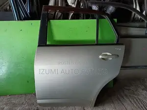 Nissan Tiida Left Rear Door Panel with Handle