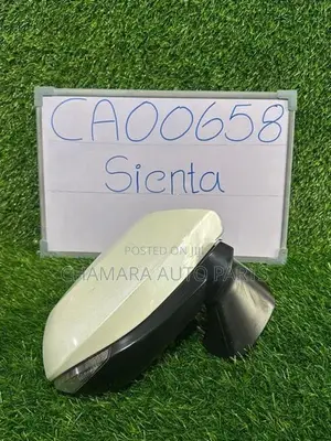 Toyota Sienta (NHP170) Side Mirror