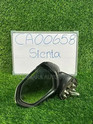 Toyota Sienta (NHP170) Side Mirror