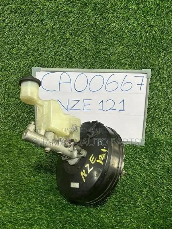 Toyota Corolla (NZE-121) Brake Booster
