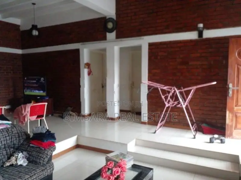 Solid House in 12 Perch land for Sale Mount Lavinia (SH 13591)