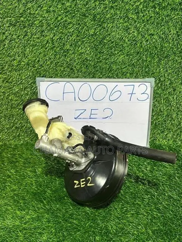 Honda Insight (ZE2) Brake Booster