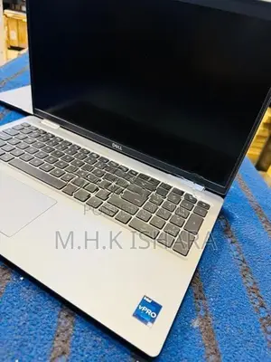 Core i5 13th GEN /16GB RAM /512GB NVME / Iris® XE 8GB VGA 15.6 FHD