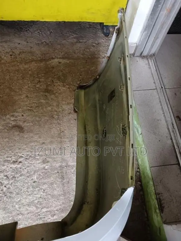 Toyota Crown 186 Rear Bumper