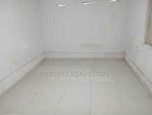 70P LAND WITH HOUSE FOR LONG TERM LEASE AS COMMERCIAL PROPERTY