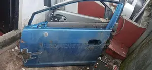 Honda Insight Door