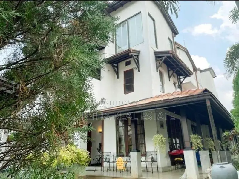 (af140) Luxury 03 Storey House for Sale in Ethulkotte