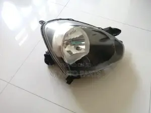Daihatsu Mira LA300 Head Light RHS