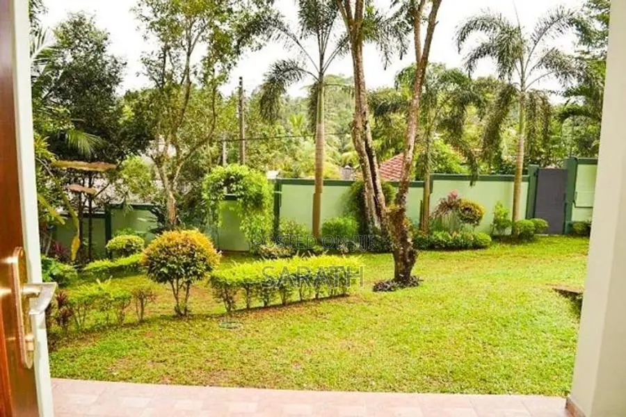 Superb Luxury House Sale Talawatugoda