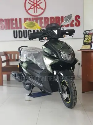 Yamaha Ray ZR STREET RALLY HYBRID 2025
